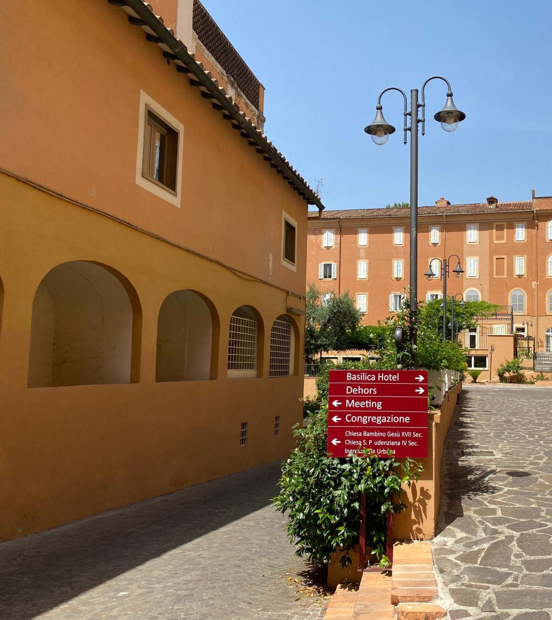 Basilica Hotel Roma Exterior foto