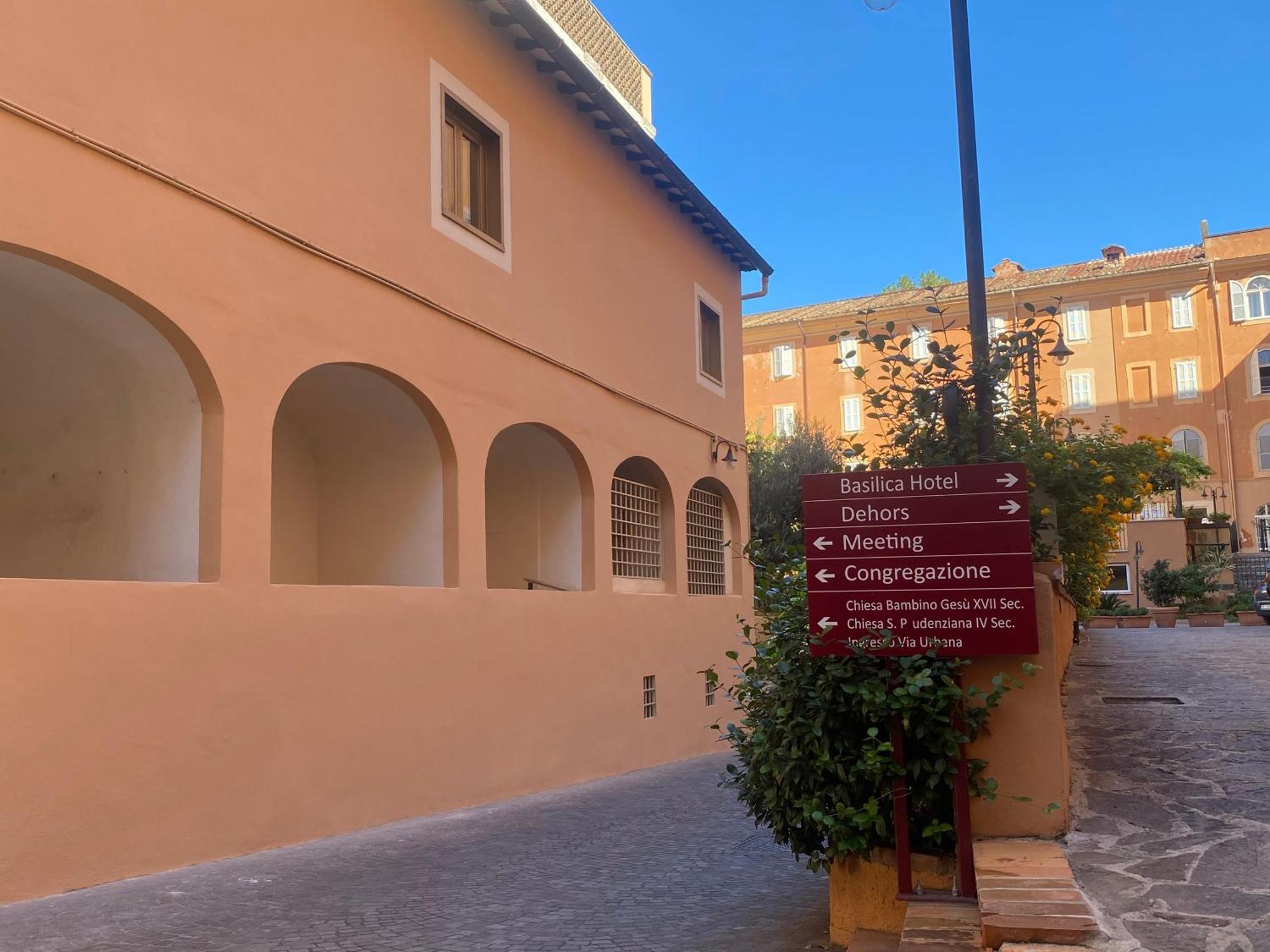 Basilica Hotel Roma Exterior foto